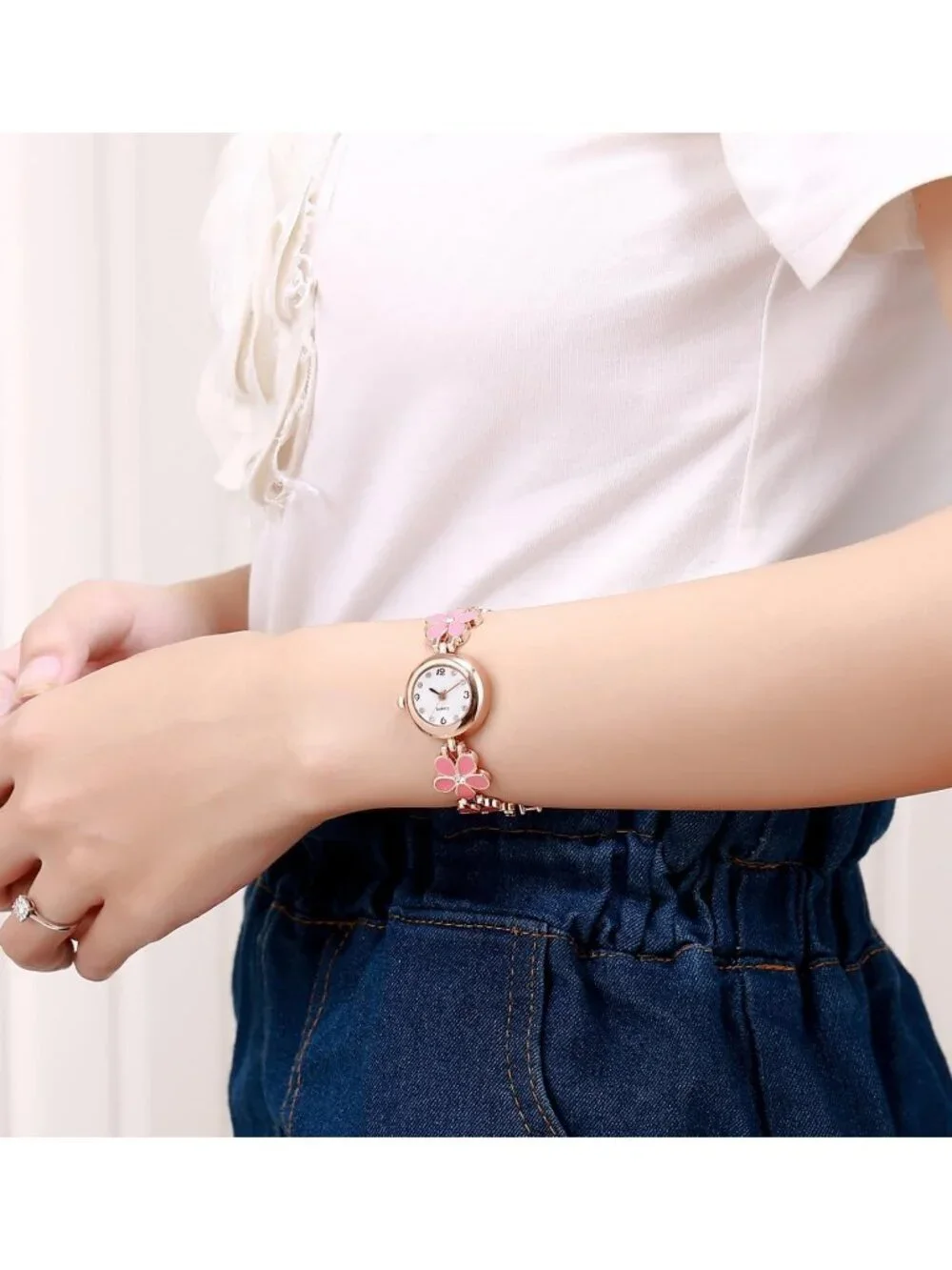Women's Pink Analog Quartz Bracelet Set Fashion Waterproof Flower Shaped Watch
